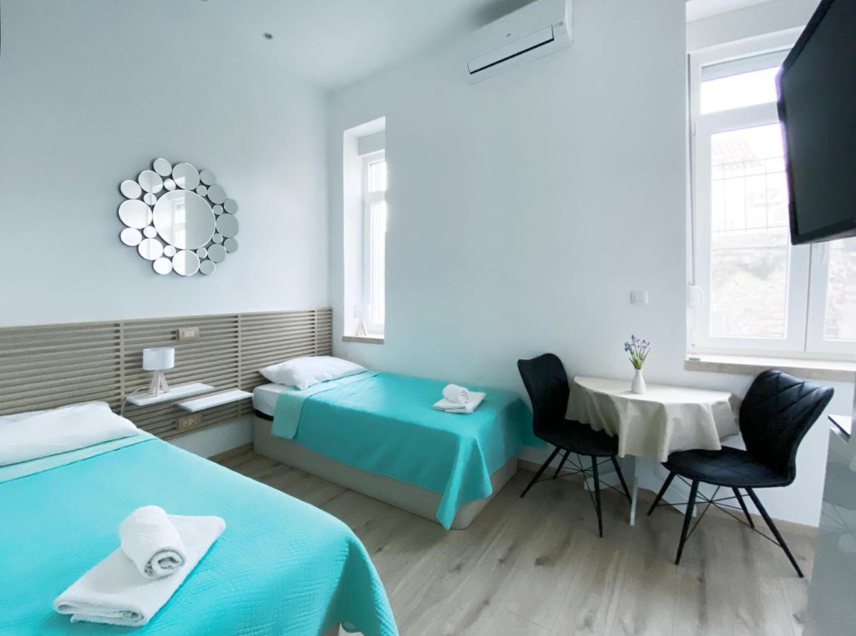 En-Suite Iris On Rokova Street - 5 Min Walk To The Old Town Of Split Zewnętrze zdjęcie